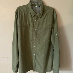 NWOT XL The North Face Long Sleeve Tech hike/Trek button down shirt.